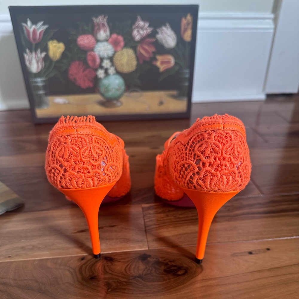 GUCCI Shoes Virginia Lace Mary Jane Pointy Pumps sz 37.5
EU NEW - Picture 8 of 8